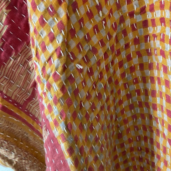 Kantha Bae V Neck Crop Top NEW - Picture 2 of 4